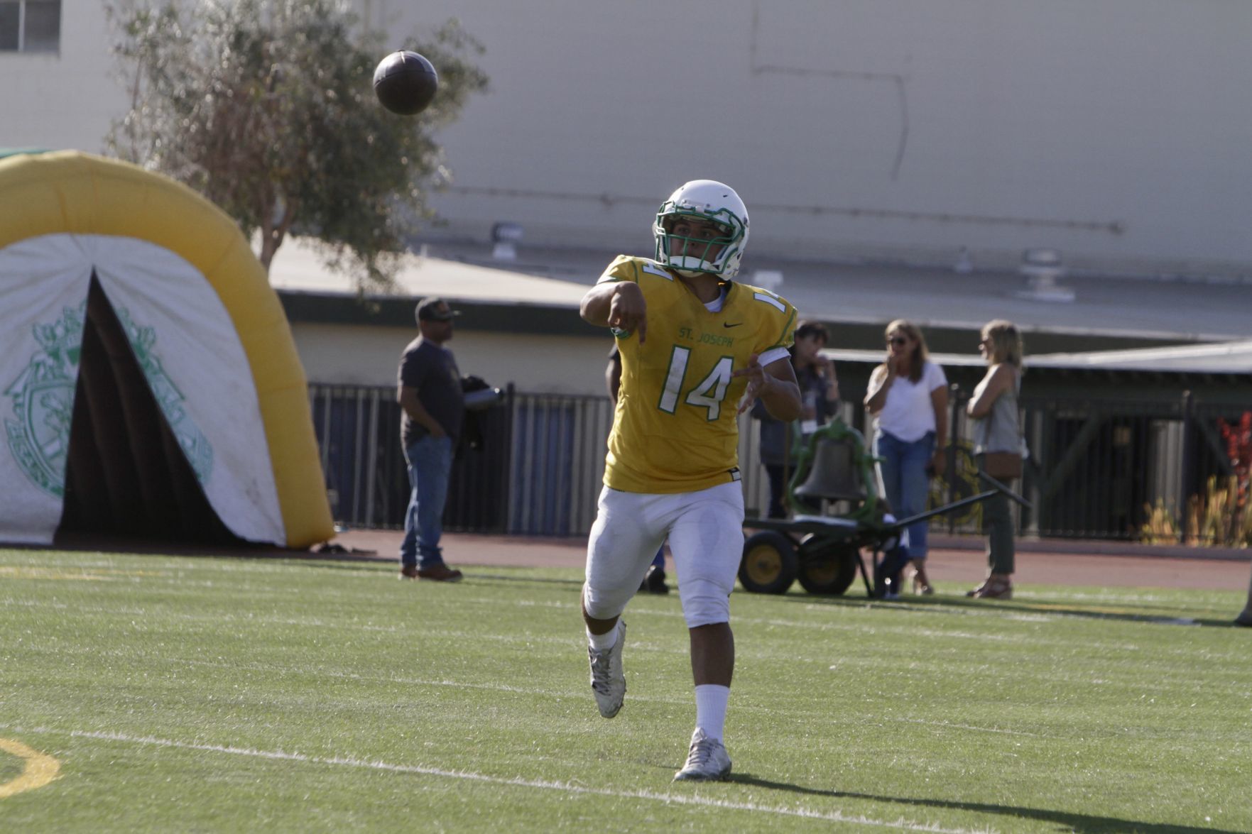 080919SJHSFB13.jpg